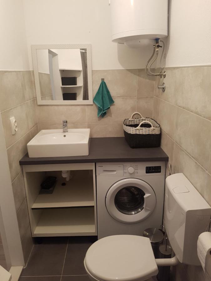 Apartment Mari Ostrvica Extérieur photo